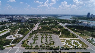 標題：鄂爾多斯站立的文字文化主題公園
瀏覽次數：2254
發(fā)表時(shí)間：2020-10-16